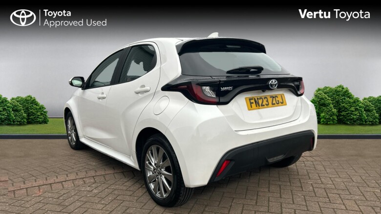 Toyota Yaris 1.5 Hybrid Icon 5dr CVT Hybrid Hatchback